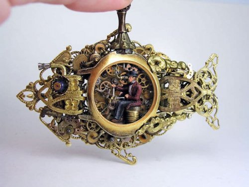 Живописец превращает старенькые часы в маленькие миры (27 фото) 113