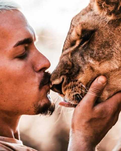 Парень избавился от всего, что имел, и переехал в Африку, чтобы помогать диким животным (26 фото) 137