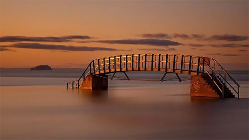 Мост в никуда: необыкновенный мост Белхейвен в Шотландии (7 фото) 43