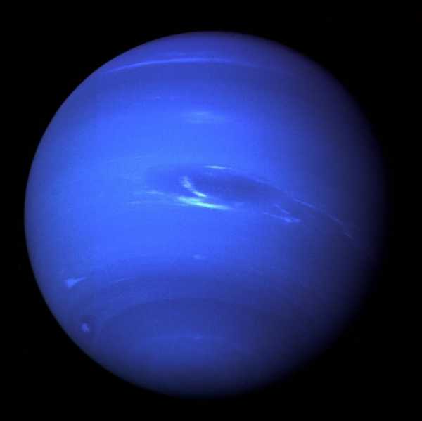 Посмотрите, как на Нептуне формируется огромный шторм — новое Большое темное пятно 13