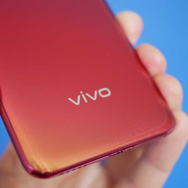 Обзор смартфона Vivo V15 Pro: с "выпрыгивающей" селфи-камерой 197
