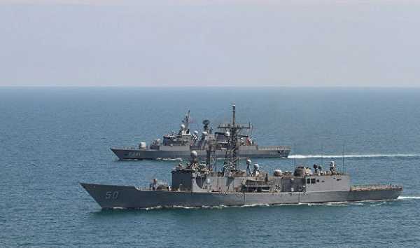 В НАТО объяснили присутствие своих кораблей в Черном море 7