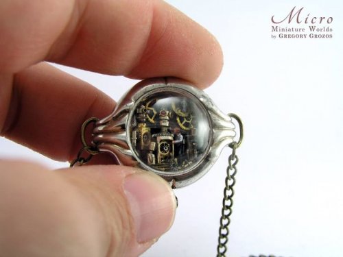 Живописец превращает старенькые часы в маленькие миры (27 фото) 135