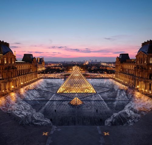 Уличный художник превратил пирамиду Лувра в невероятную оптическую иллюзию (6 фото)