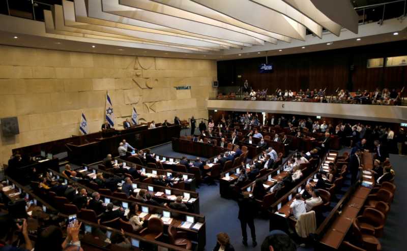 Кнессет впервые в истории Израиля утвердил повторные парламентские выборы 15