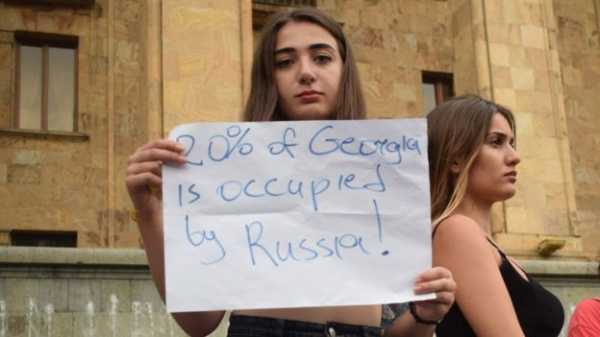 Реакция Тбилиси на приостановку турпотока из Россия, в Кремле назвали условие возобновления полетов в Грузию
