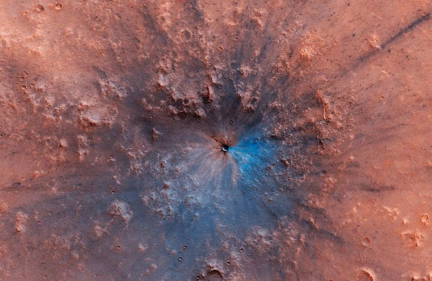 На Марсе обнаружен свежий след от мощного взрыва