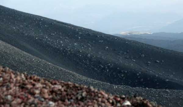 Извержение вулкана уничтожило флору и фауну на курильском острове Райкоке 7