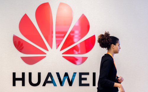 WSJ узнала о попытках чиновника Белого дома отсрочить запреты для Huawei
