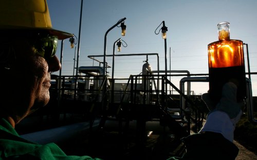 Shell сообщила о новой приостановке немецким НПЗ приема нефти по «Дружбе» 13