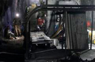 Более 40 человек пострадали в результате взрыва на угольной шахте в Кузбассе