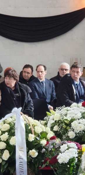 Похороны и прощание с Игорем Малашенко: онлайн-трансляция 151