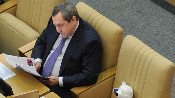 Депутат Госдумы задержан за взятку в 3 млрд 7